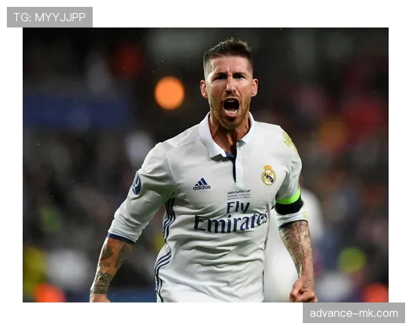 从右后卫到世界顶级中卫：拉莫斯的转型轨迹